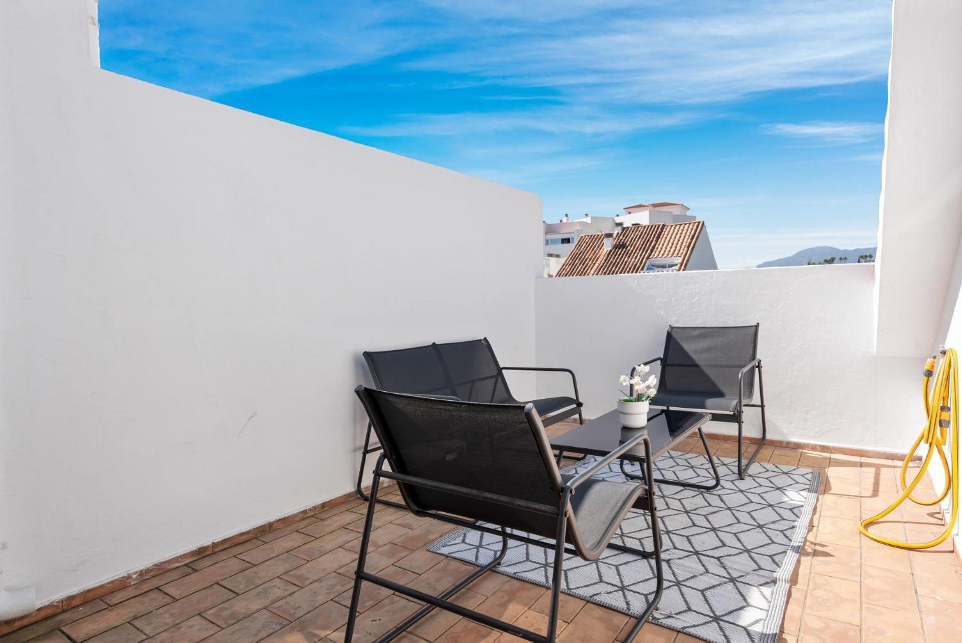 Lovely Penthouse Near Marina By Costarentals - Ref M15 Lägenhet Estepona